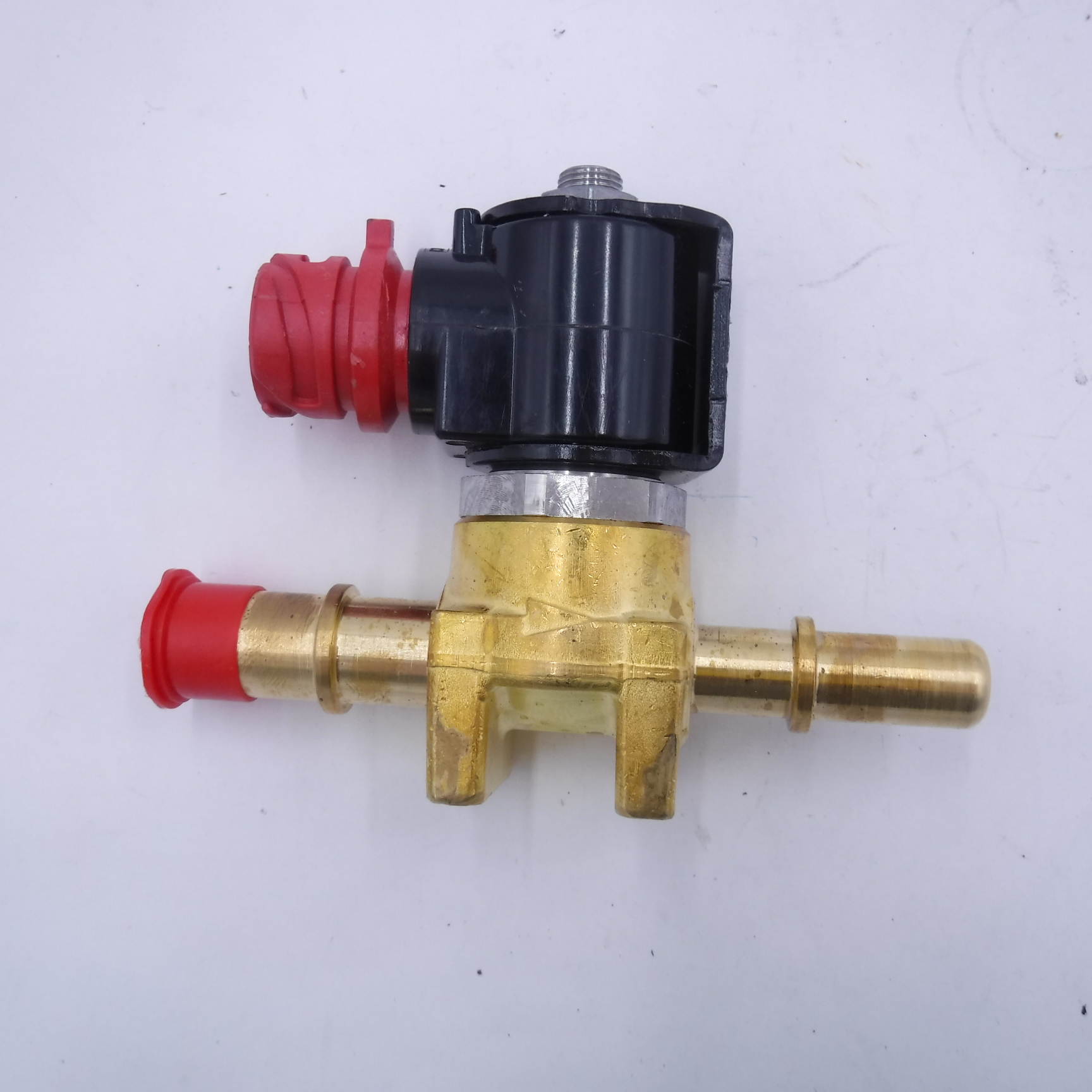 Genuine OEM Peterbilt DEF Heater Coolant Valve F90-6014 For 2019